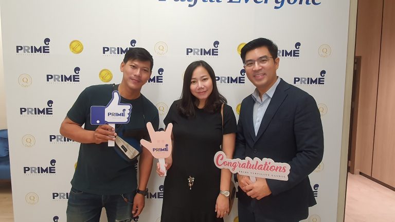 คุณชมรัตน์ ๒๑๐๑๑๘