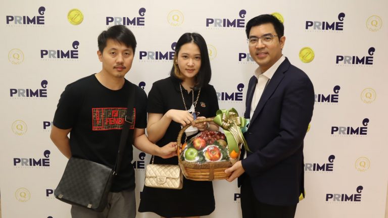 คุณฝน ภัทราวดี ๒๑๐๔๒๗